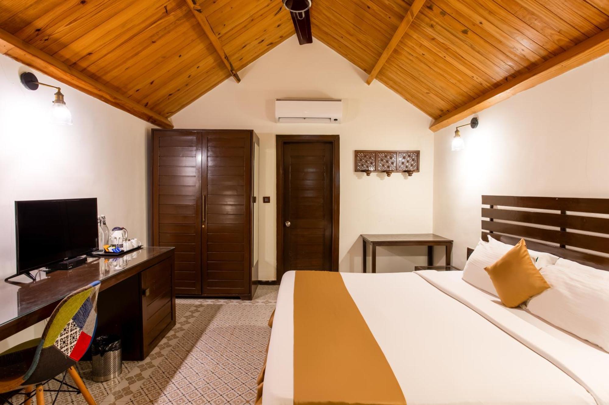 Stone Wood Resort, Mandrem Exterior foto